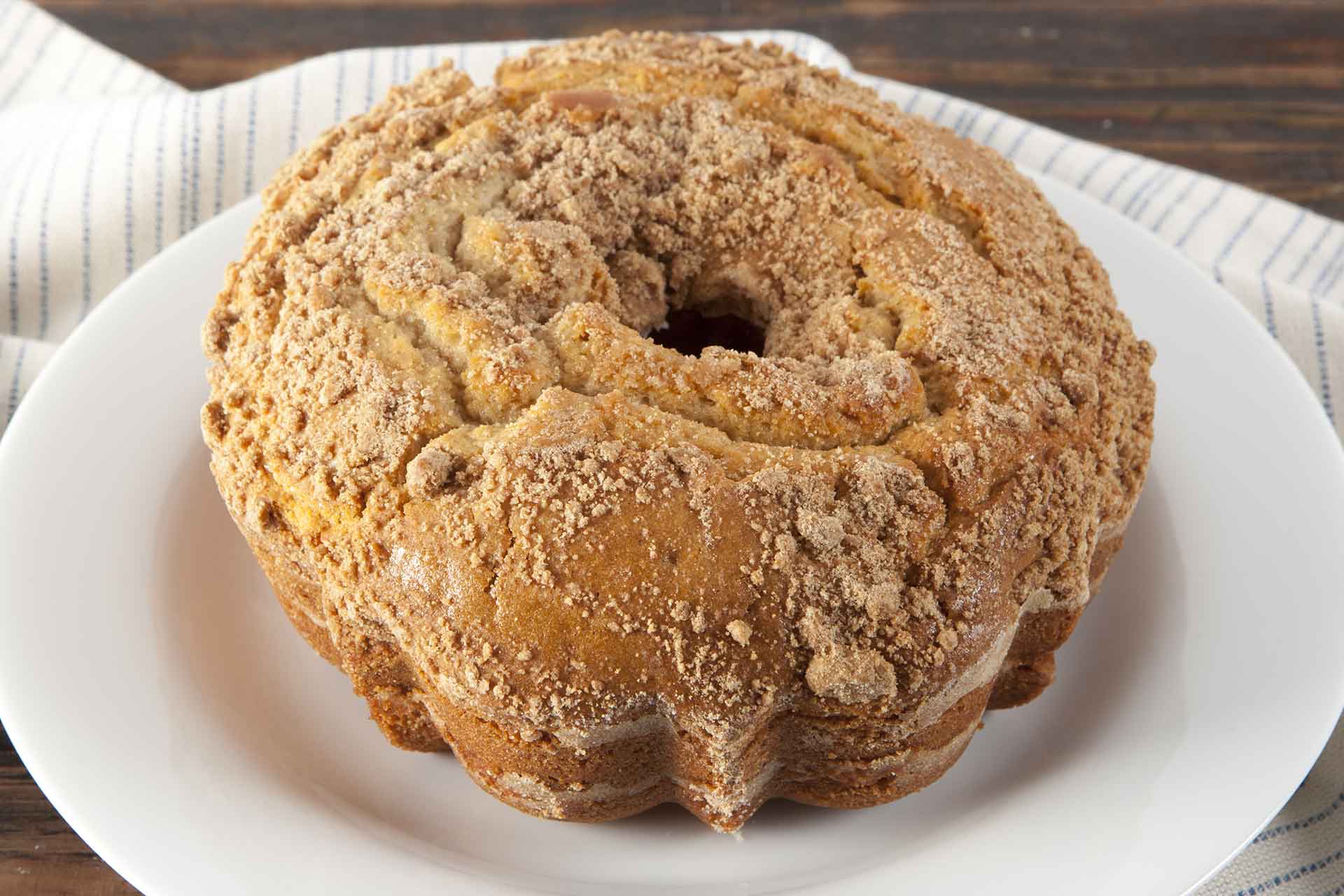 sour cream coffee cake