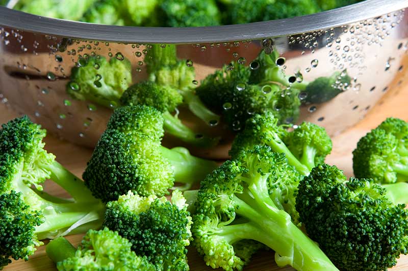 broccoli crowns