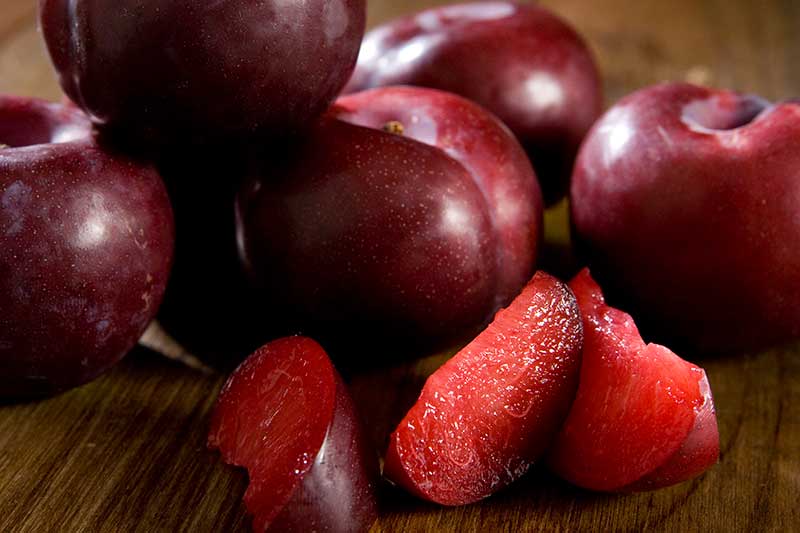 red plums